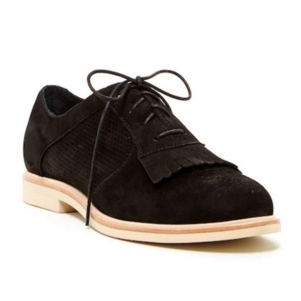 UGG Women's 8.5 Bernett Kiltie Black Oxfords Flat Shoes Leather 1004305 Lace Up